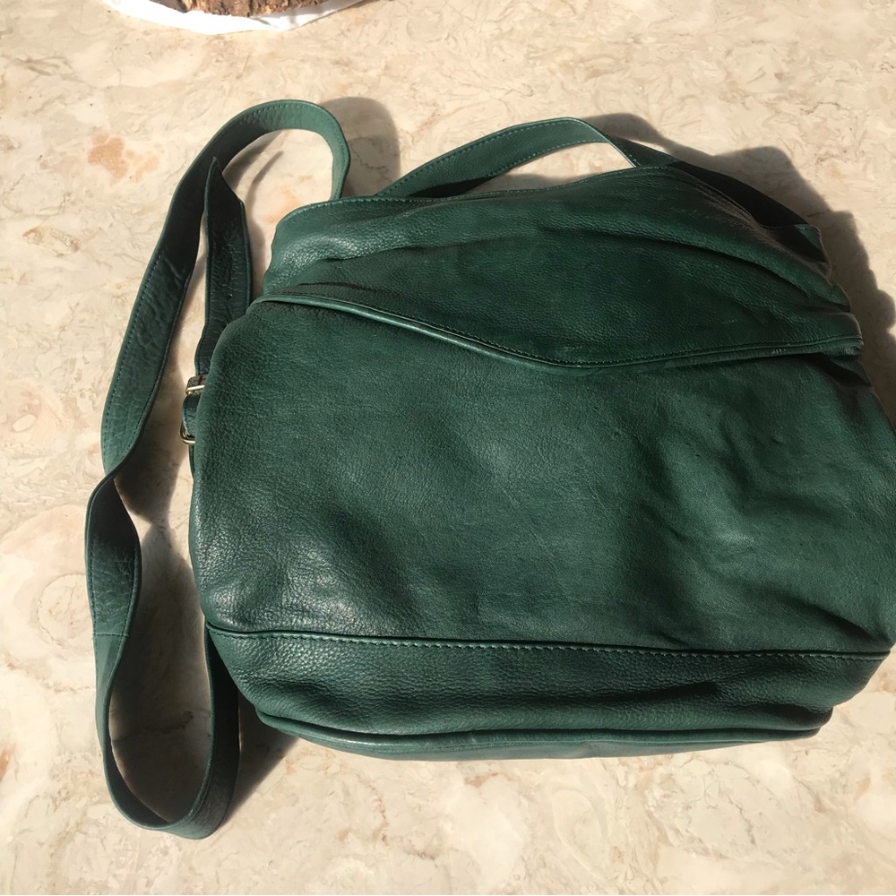 Barganza fine grain leather pine green shoulder bag - Picture 2 of 4